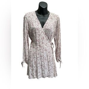 NWT Abercrombie and Fitch Paisley Printed Long-Sleeve Wrap Dress size L